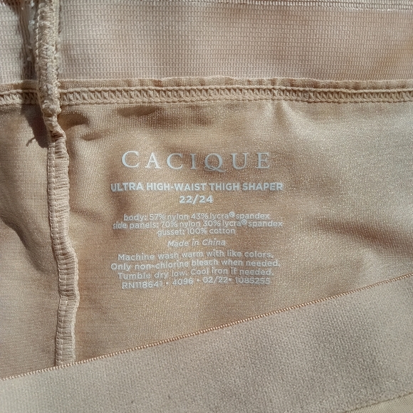 CACIQUE Ultra High Waist Thigh Shaper - 22/24 - Picture 3 of 3